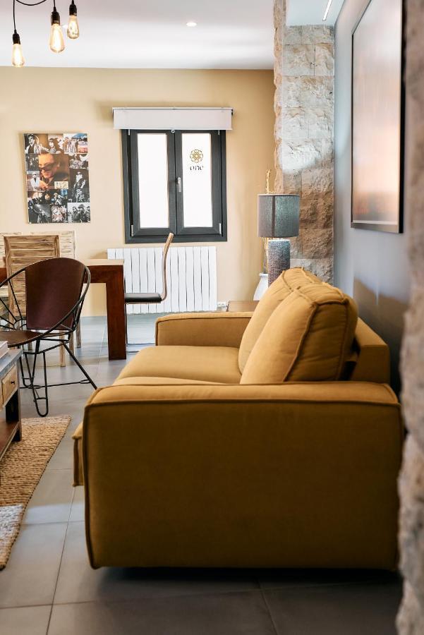 Apartamentos One Teruel Exterior photo